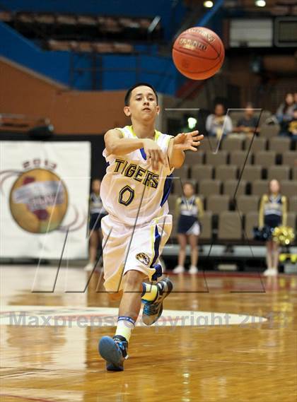 Thumbnail 1 in Tranquillity vs. Laton (CIF CS D5 Final) photogallery.