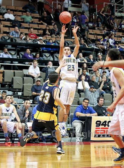 Thumbnail 1 in Tranquillity vs. Laton (CIF CS D5 Final) photogallery.
