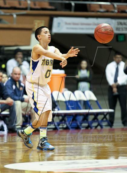 Thumbnail 2 in Tranquillity vs. Laton (CIF CS D5 Final) photogallery.