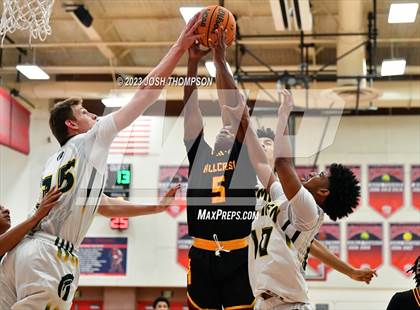 Thumbnail 3 in Damien vs. Hillcrest photogallery.