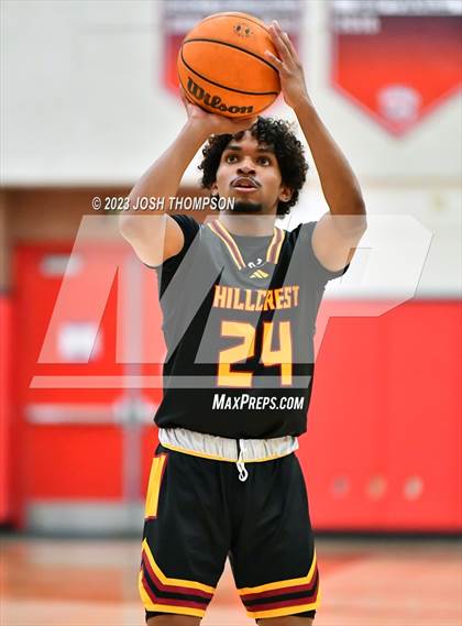 Thumbnail 1 in Damien vs. Hillcrest photogallery.