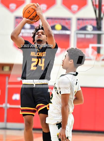 Thumbnail 2 in Damien vs. Hillcrest photogallery.
