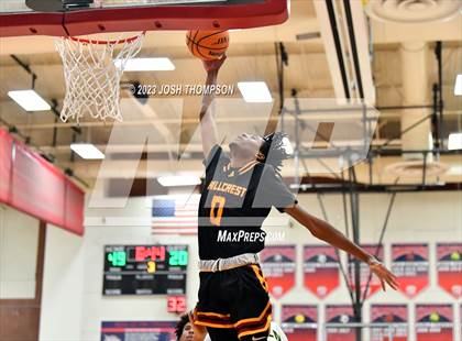 Thumbnail 2 in Damien vs. Hillcrest photogallery.