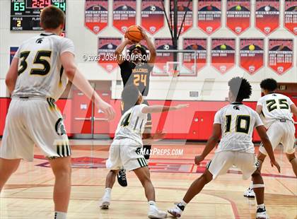 Thumbnail 1 in Damien vs. Hillcrest photogallery.