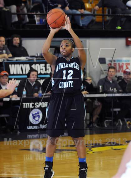 Thumbnail 2 in Muhlenberg County vs Grayson County (KHSAA 3rd Region Tournament) photogallery.