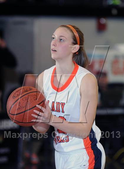 Thumbnail 1 in Muhlenberg County vs Grayson County (KHSAA 3rd Region Tournament) photogallery.