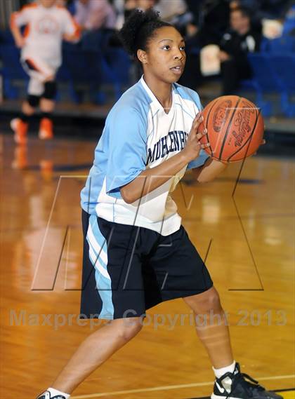 Thumbnail 3 in Muhlenberg County vs Grayson County (KHSAA 3rd Region Tournament) photogallery.