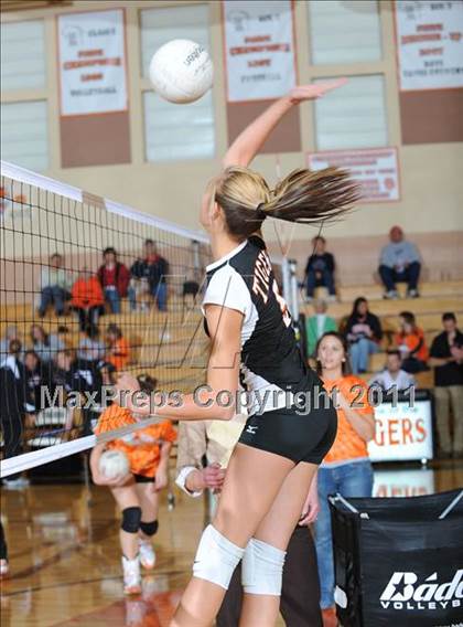 Thumbnail 2 in St. Croix Central vs. Webster (WIAA First Round Regionals) photogallery.