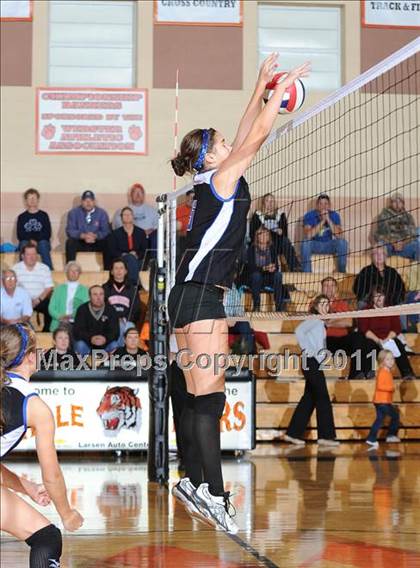 Thumbnail 3 in St. Croix Central vs. Webster (WIAA First Round Regionals) photogallery.