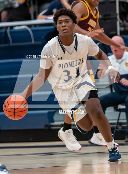 Thumbnail 2 in Bloomington North @ Mooresville photogallery.