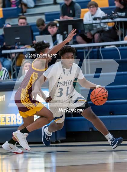 Thumbnail 1 in Bloomington North @ Mooresville photogallery.
