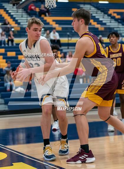 Thumbnail 3 in Bloomington North @ Mooresville photogallery.
