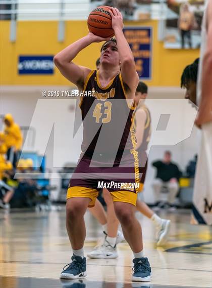 Thumbnail 1 in Bloomington North @ Mooresville photogallery.