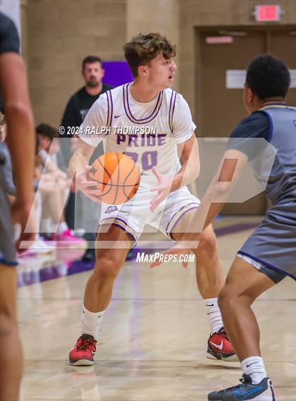 Thumbnail 1 in Elk Grove @ Bradshaw Christian (Joe Bowers Memorial Tournament) photogallery.