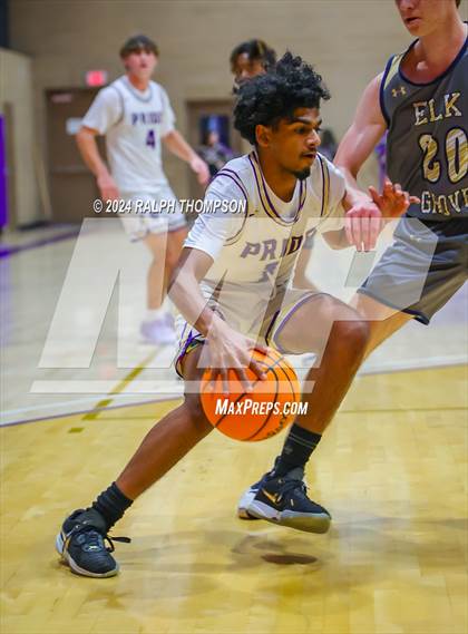 Thumbnail 3 in Elk Grove @ Bradshaw Christian (Joe Bowers Memorial Tournament) photogallery.