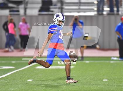 Thumbnail 3 in Georgetown @ Leander photogallery.