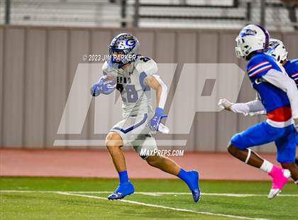 Thumbnail 1 in Georgetown @ Leander photogallery.