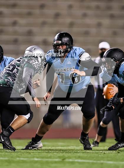 Thumbnail 2 in Hoover @ Clovis North photogallery.