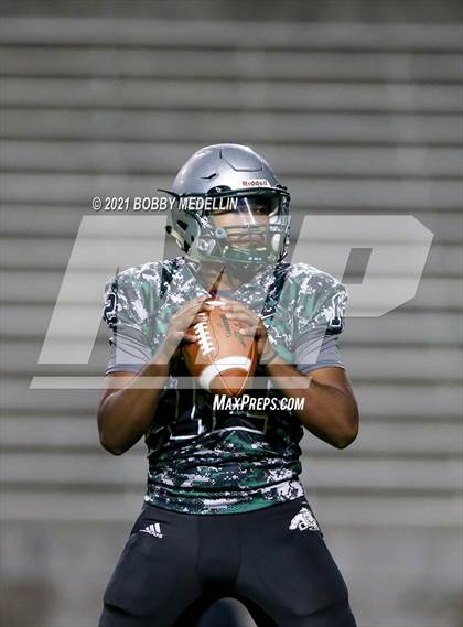 Thumbnail 1 in Hoover @ Clovis North photogallery.