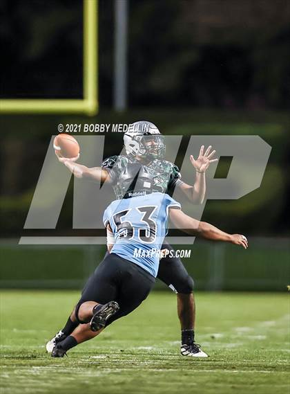 Thumbnail 1 in Hoover @ Clovis North photogallery.