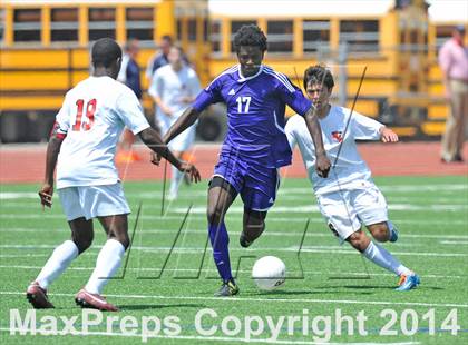 Thumbnail 3 in Liberty vs. Hallsville (UIL 4A Region 2 Semifinal) photogallery.