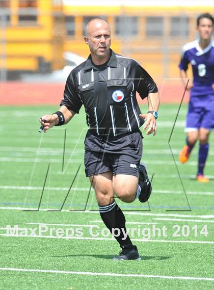 Thumbnail 3 in Liberty vs. Hallsville (UIL 4A Region 2 Semifinal) photogallery.