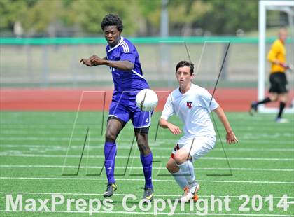 Thumbnail 2 in Liberty vs. Hallsville (UIL 4A Region 2 Semifinal) photogallery.