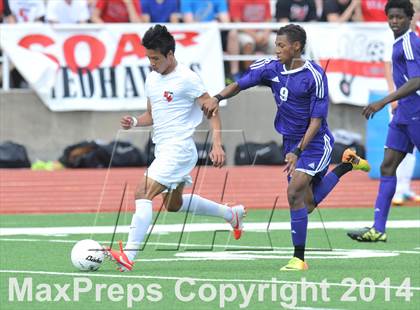 Thumbnail 1 in Liberty vs. Hallsville (UIL 4A Region 2 Semifinal) photogallery.