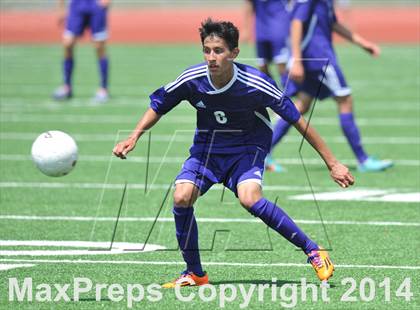 Thumbnail 1 in Liberty vs. Hallsville (UIL 4A Region 2 Semifinal) photogallery.
