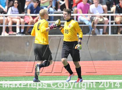 Thumbnail 1 in Liberty vs. Hallsville (UIL 4A Region 2 Semifinal) photogallery.
