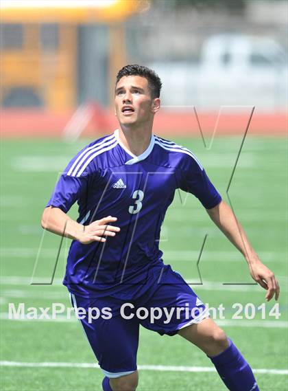 Thumbnail 3 in Liberty vs. Hallsville (UIL 4A Region 2 Semifinal) photogallery.