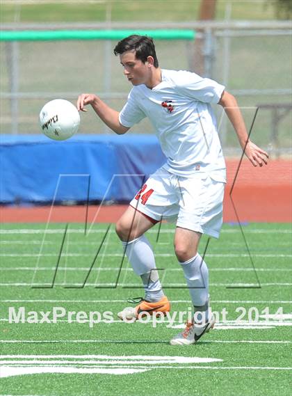 Thumbnail 1 in Liberty vs. Hallsville (UIL 4A Region 2 Semifinal) photogallery.