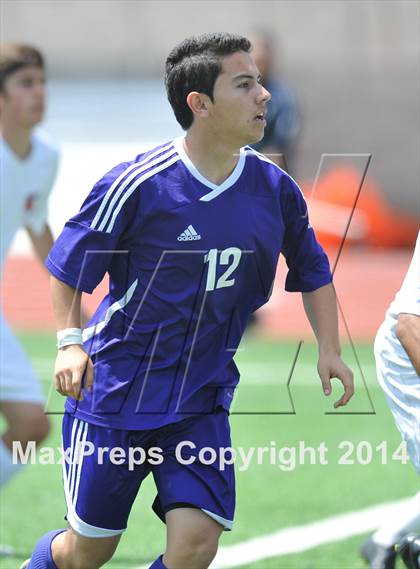 Thumbnail 1 in Liberty vs. Hallsville (UIL 4A Region 2 Semifinal) photogallery.