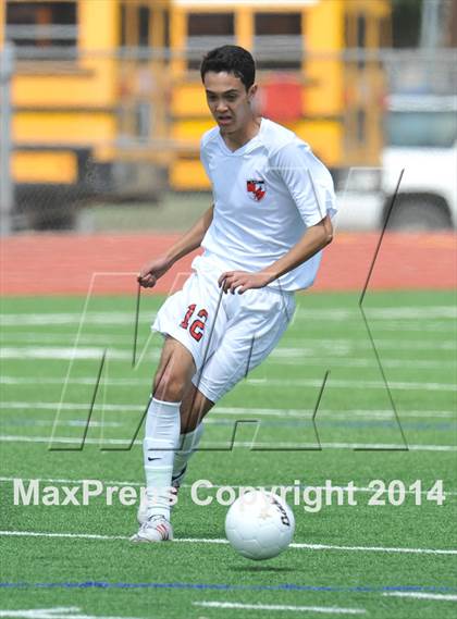 Thumbnail 1 in Liberty vs. Hallsville (UIL 4A Region 2 Semifinal) photogallery.