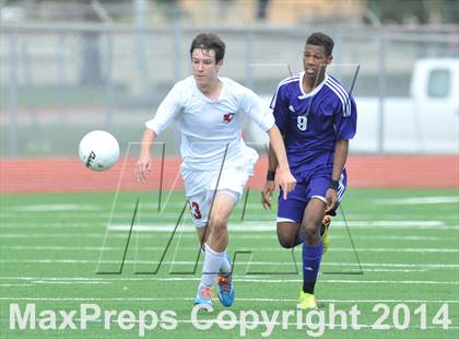 Thumbnail 2 in Liberty vs. Hallsville (UIL 4A Region 2 Semifinal) photogallery.