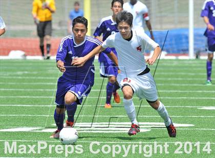 Thumbnail 2 in Liberty vs. Hallsville (UIL 4A Region 2 Semifinal) photogallery.