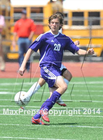 Thumbnail 1 in Liberty vs. Hallsville (UIL 4A Region 2 Semifinal) photogallery.