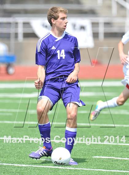 Thumbnail 2 in Liberty vs. Hallsville (UIL 4A Region 2 Semifinal) photogallery.