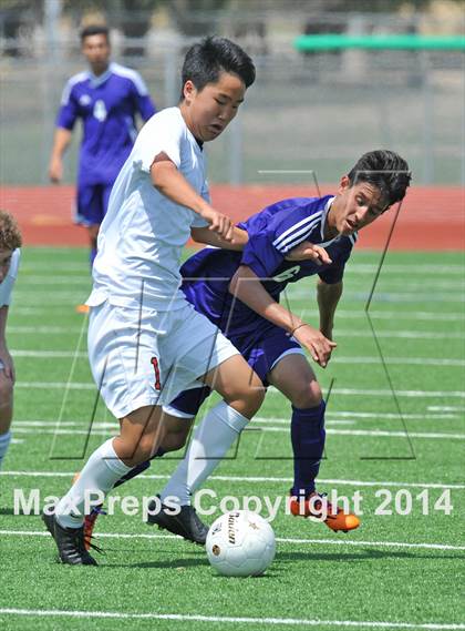 Thumbnail 2 in Liberty vs. Hallsville (UIL 4A Region 2 Semifinal) photogallery.