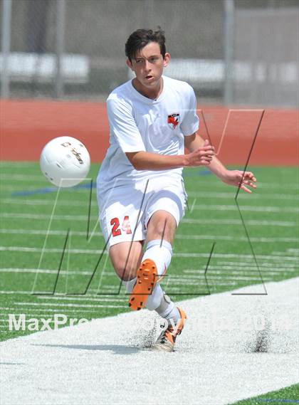 Thumbnail 2 in Liberty vs. Hallsville (UIL 4A Region 2 Semifinal) photogallery.