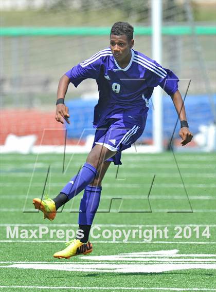 Thumbnail 2 in Liberty vs. Hallsville (UIL 4A Region 2 Semifinal) photogallery.