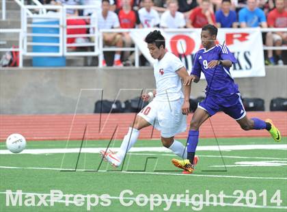 Thumbnail 2 in Liberty vs. Hallsville (UIL 4A Region 2 Semifinal) photogallery.