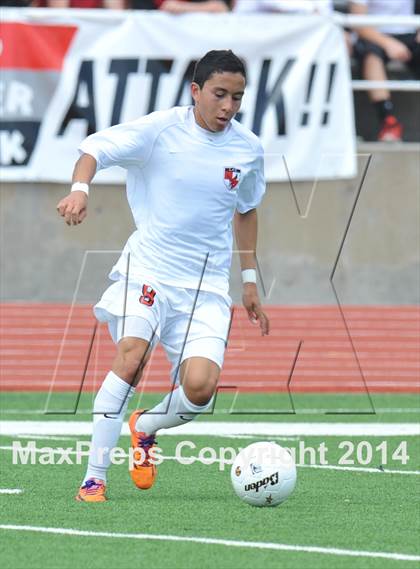 Thumbnail 1 in Liberty vs. Hallsville (UIL 4A Region 2 Semifinal) photogallery.