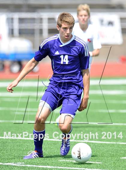 Thumbnail 1 in Liberty vs. Hallsville (UIL 4A Region 2 Semifinal) photogallery.