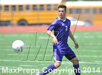 Thumbnail 1 in Liberty vs. Hallsville (UIL 4A Region 2 Semifinal) photogallery.