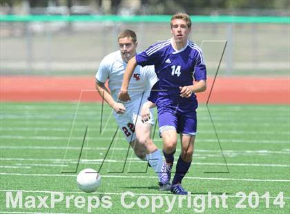 Thumbnail 1 in Liberty vs. Hallsville (UIL 4A Region 2 Semifinal) photogallery.