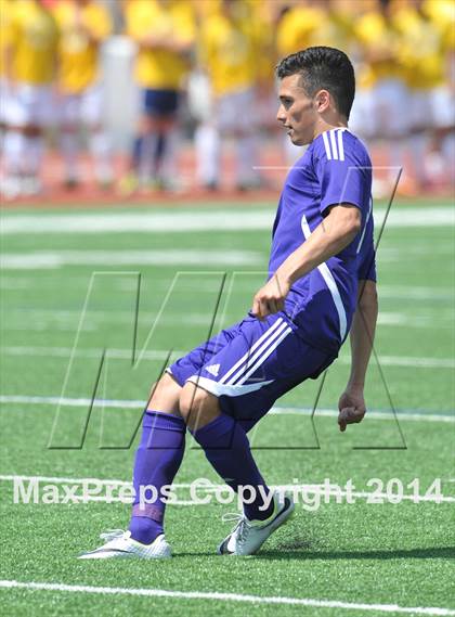 Thumbnail 3 in Liberty vs. Hallsville (UIL 4A Region 2 Semifinal) photogallery.