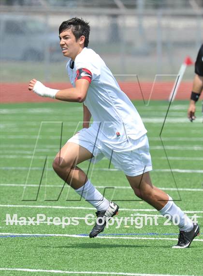 Thumbnail 2 in Liberty vs. Hallsville (UIL 4A Region 2 Semifinal) photogallery.