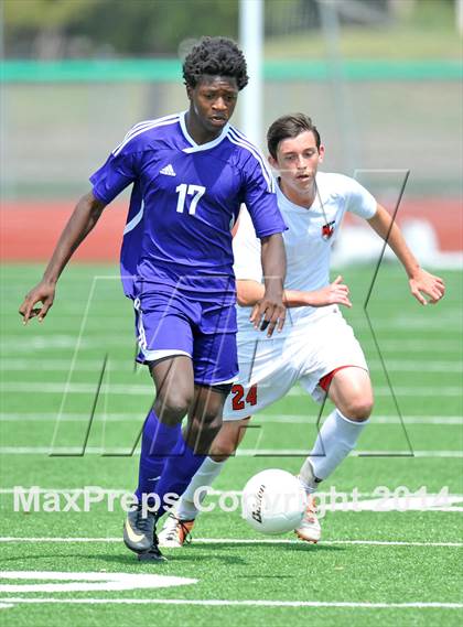 Thumbnail 2 in Liberty vs. Hallsville (UIL 4A Region 2 Semifinal) photogallery.