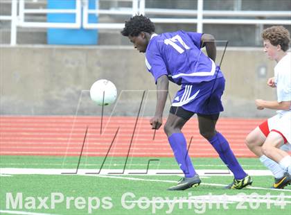 Thumbnail 2 in Liberty vs. Hallsville (UIL 4A Region 2 Semifinal) photogallery.